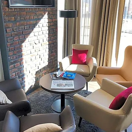 Hotel Rafaela 3*
