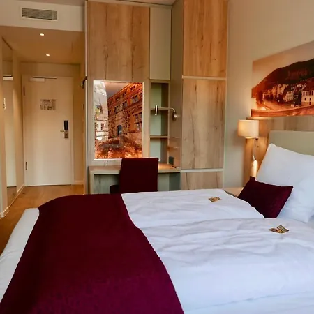 Hotel Rafaela 3*